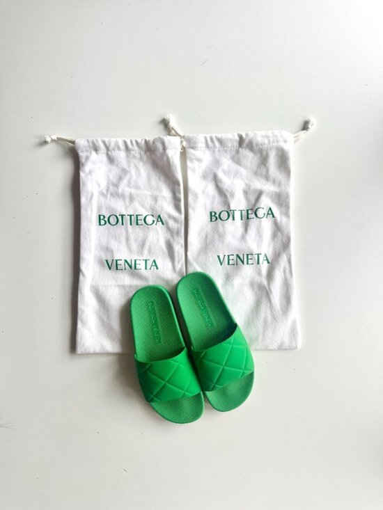 Bottega Veneta Shoes - BOTTEGA VENETA Parakeet Green Rubber Intrecciato Pool Slides Sandals, Size 37